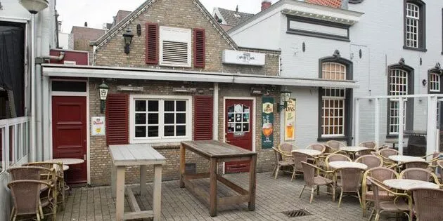 Barmedewerker
