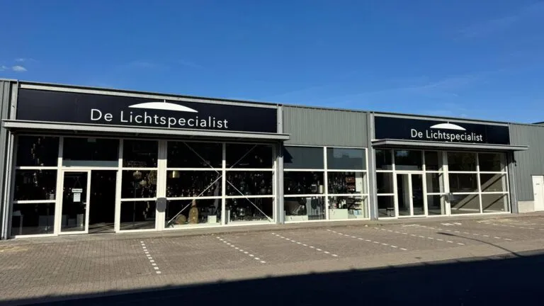 Winkelmedewerker